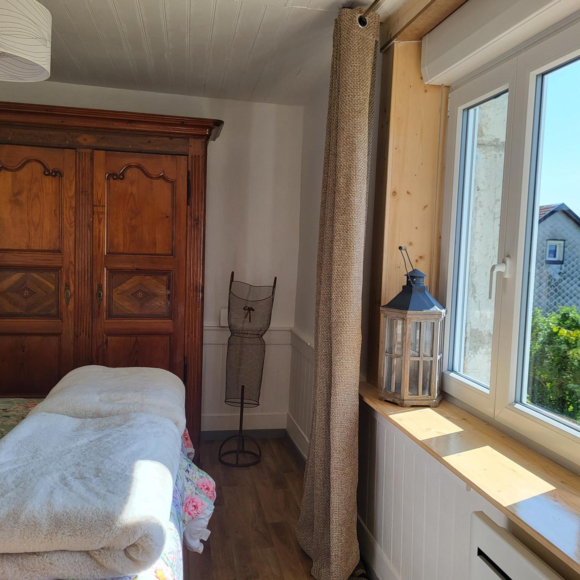 La Maison Horlogere , Spas Et Bain Nordique Les Fontenelles Eksteriør bilde